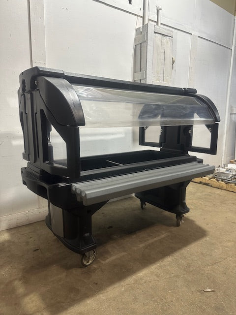 "CAMBRO VBRL5" 4 PANS DOUBLE SIDED ICE BED BUFFET/SALAD BAR W/ FOLDABLE SNEEZE GUARDS