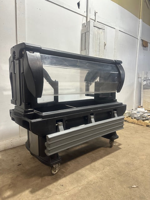 "CAMBRO VBRL5" 4 PANS DOUBLE SIDED ICE BED BUFFET/SALAD BAR W/ FOLDABLE SNEEZE GUARDS
