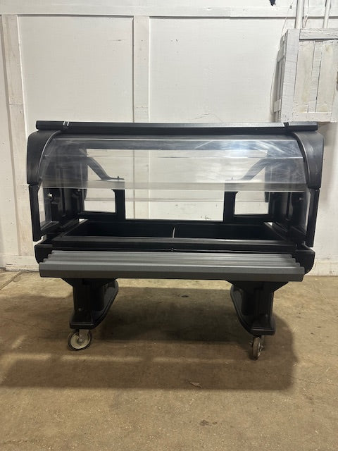 "CAMBRO VBRL5" 4 PANS DOUBLE SIDED ICE BED BUFFET/SALAD BAR W/ FOLDABLE SNEEZE GUARDS