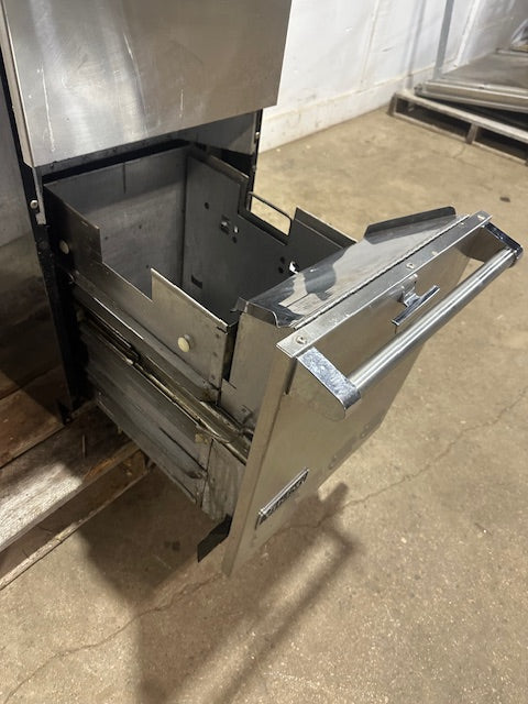 "VIKING PROFESSIONAL SERIES VUC181" 18"W TRASH COMPACTOR 1.7cu.ft. Capacity,115V