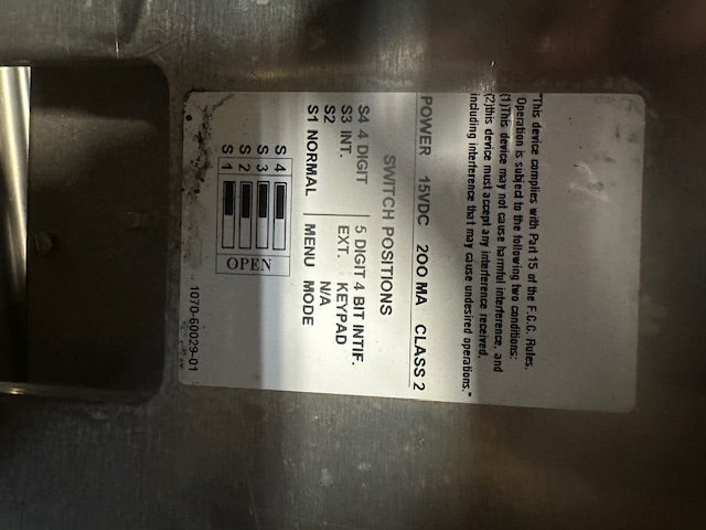 NCI WEIGH TRONIX MODEL: 6720-15 SCALE W/ 15KG CAPACITY DIGITAL PARCEL SCALE