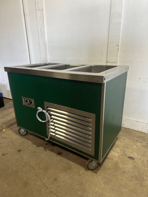 "CUSTOM BUILT"HD COMMERCIAL 2 HOT WELL AND 1 REFRIGERATED WELL SERVING TABLE 1PH