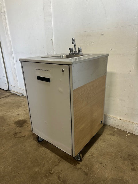 "CUSTOM BUILT" COMMERCIAL PORTABLE HAND WASH SINK W/EeMAX WATER HEATET TANK