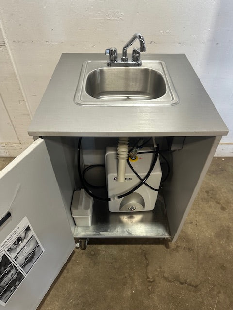 "CUSTOM BUILT" COMMERCIAL PORTABLE HAND WASH SINK W/EeMAX WATER HEATET TANK