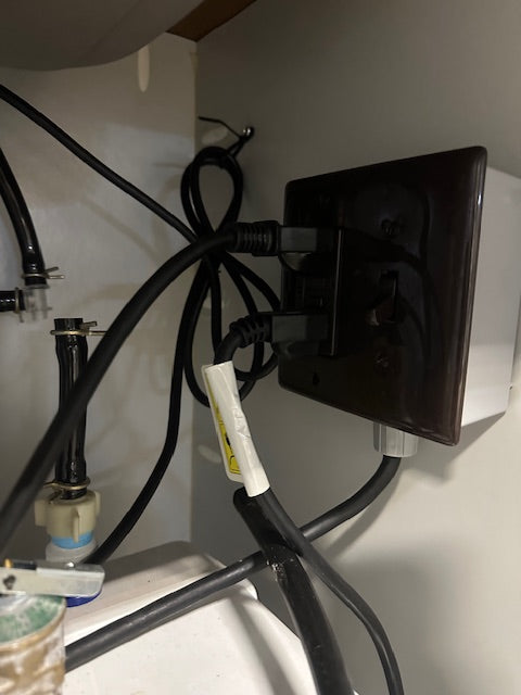 "CUSTOM BUILT" COMMERCIAL PORTABLE HAND WASH SINK W/EeMAX WATER HEATET TANK