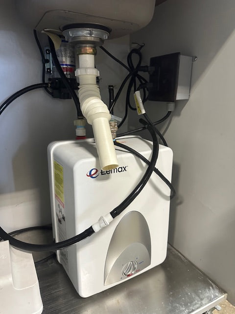"CUSTOM BUILT" COMMERCIAL PORTABLE HAND WASH SINK W/EeMAX WATER HEATET TANK