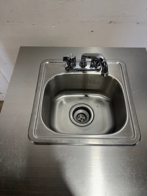 "CUSTOM BUILT" COMMERCIAL PORTABLE HAND WASH SINK W/EeMAX WATER HEATET TANK