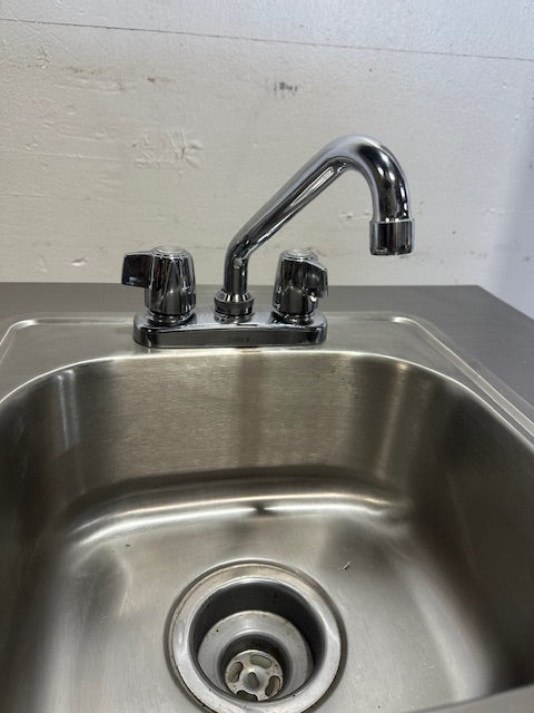 "CUSTOM BUILT" COMMERCIAL PORTABLE HAND WASH SINK W/EeMAX WATER HEATET TANK