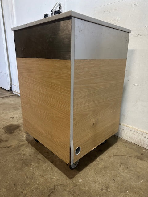 "CUSTOM BUILT" COMMERCIAL PORTABLE HAND WASH SINK W/EeMAX WATER HEATET TANK