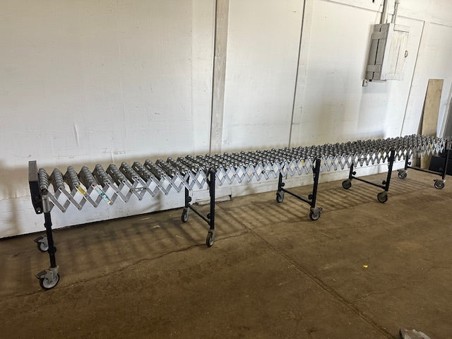 "BEST FLEX 200"SKATE WHEEL CONVEYOR 67"L x 31"H (COMPRESS) -198"L x 48"H(EXPAND)