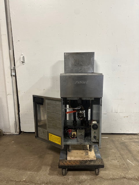 "ANETS SLG 40" N GAS COMMERCIAL DEEP FRYER ON LEGS, 40LBS 90,000BTU