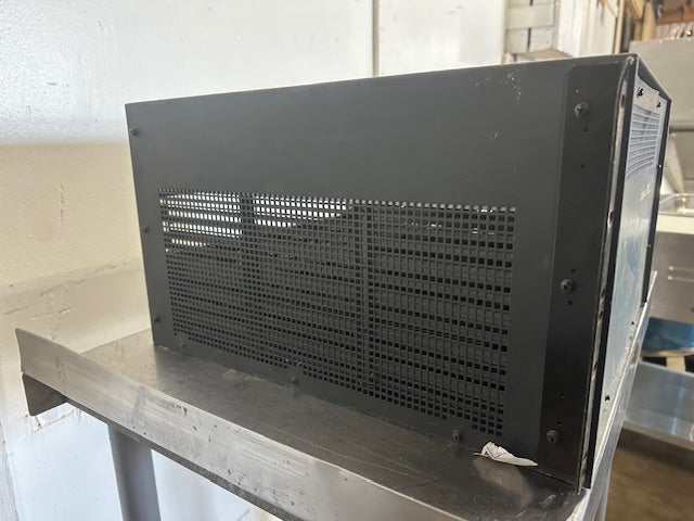 CISCO SYSTEMS W5-C5000 CATALYST 5000 SERIES 5 SLOT CHASSIS W/ 2 NETWORK SWITCHES