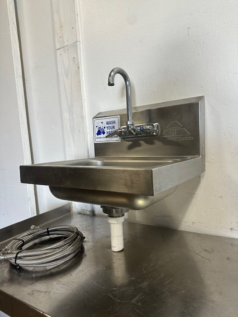 "ADVANCE TABCO" STAINLESS STEEL WALL MOUNTED HAND WASH SINK, 19x17 1/8"x15 1/8"
