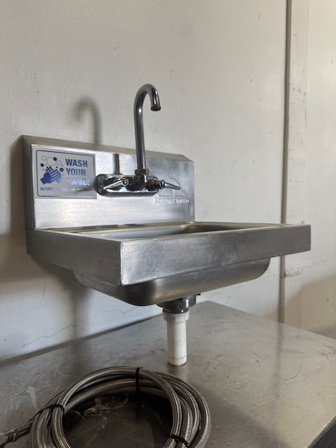 "ADVANCE TABCO" STAINLESS STEEL WALL MOUNTED HAND WASH SINK, 19x17 1/8"x15 1/8"