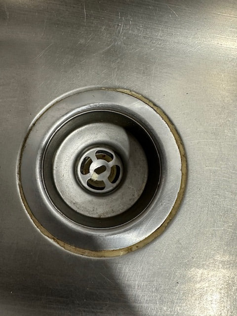"ADVANCE TABCO" STAINLESS STEEL WALL MOUNTED HAND WASH SINK, 19x17 1/8"x15 1/8"