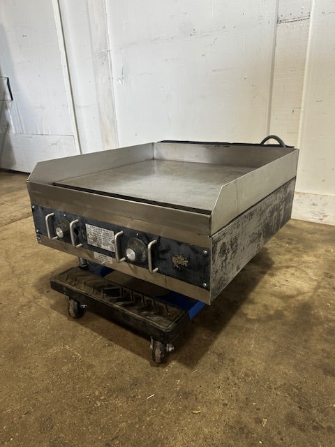 STAR 24" 624TF 20,000 BTU PROPANE THERMOSTATIC COUNTERTOP GRIDDLE
