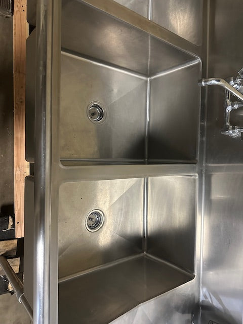 REGENCY 600S32028224 H.D STAINLESS STEEL 3 COMPARTMENT SINK 45x115x35, 17 GAUGE