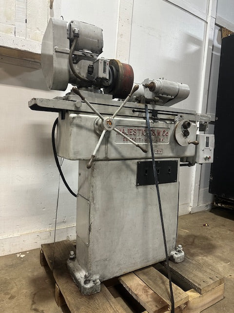 T&M MAJESTIC G 14 UNIVERSAL CYLINDRICAL GRINDER,460V,SPINDLE MOTOR 440V,3300 RPM;