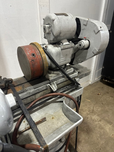 T&M MAJESTIC G 14 UNIVERSAL CYLINDRICAL GRINDER,460V,SPINDLE MOTOR 440V,3300 RPM;