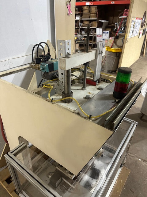 SONIC EASE INC. M/C #1334 INDUSTRIAL PNEUMATIC C-FRAME HOT PLATE SEALER MACHINE