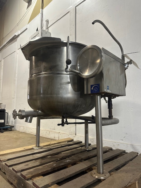 CLEVELAND KDL-40T COMMERCIAL H.D. STAINLESS STEEL 40 GALLON DIRECT STEAM KETTLE