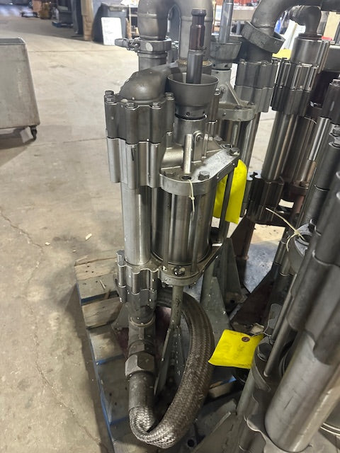 LOT OF 6 INDUSTRIAL GRACO 218-524 STAINLESS STEEL DISPLACEMENT PUMPS