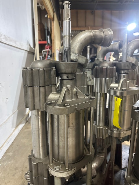 LOT OF 6 INDUSTRIAL GRACO 218-524 STAINLESS STEEL DISPLACEMENT PUMPS