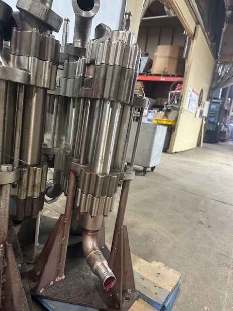 LOT OF 6 INDUSTRIAL GRACO 218-524 STAINLESS STEEL DISPLACEMENT PUMPS