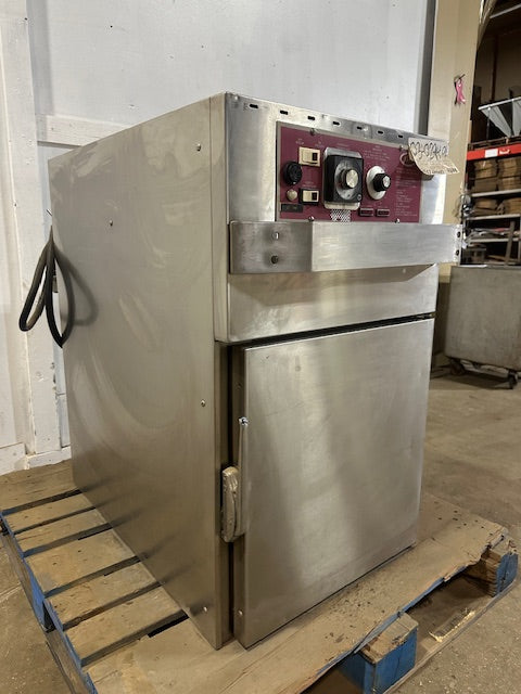 NEVO CORP CTO-1 ELECTRIC 3PH COOK AND HOLD OVEN w/ 4 WIRE RACKS INCLUDED