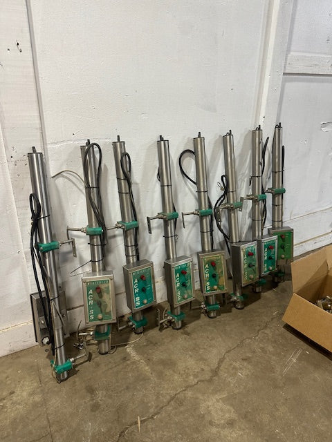 LOT OF 8 WESTFALIA ACR-SS VISOFLOW AUTO TAKE OFF DETACHERS W/ ACCESSORIES