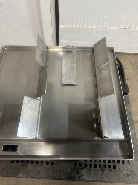 ACCUTEMP EGF2083A3608 ELECTRIC 3PH COMMERCIAL THERMOSTATIC STEAM CHAMBER GRIDDLE - Second Life - Equipment - collection_name