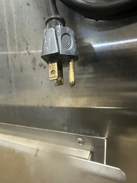 ACCUTEMP P61201E060 COUNTERTOP 60,000 BTU 6 PAN LP GAS BOILERLESS STEAMER - Second Life - Equipment - collection_name