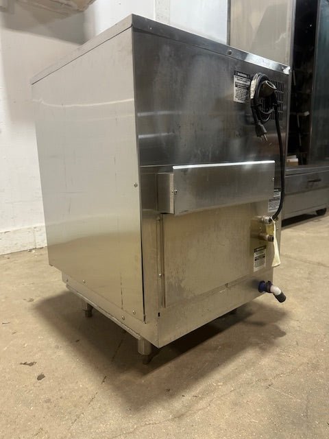 ACCUTEMP P61201E060 COUNTERTOP 60,000 BTU 6 PAN LP GAS BOILERLESS STEAMER - Second Life - Equipment - collection_name