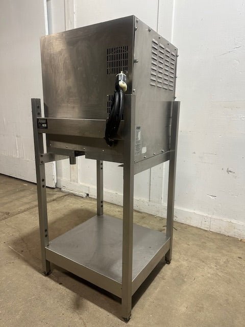 ACCUTEMP STEAM N HOLD 240D6 - 300 ELECTRIC 1ph COUNTERTOP CONVECTION STEAMER - Second Life - Equipment - collection_name