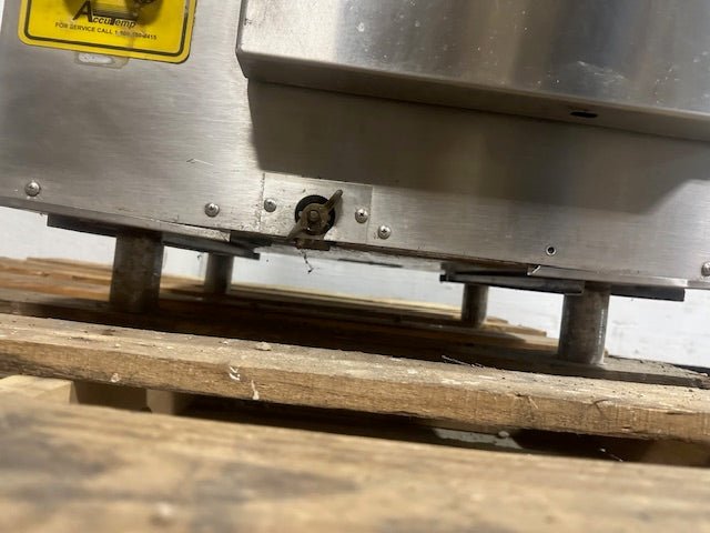 ACCUTEMP STEAM N HOLD 240D6 - 300 ELECTRIC 1ph COUNTERTOP CONVECTION STEAMER - Second Life - Equipment - collection_name