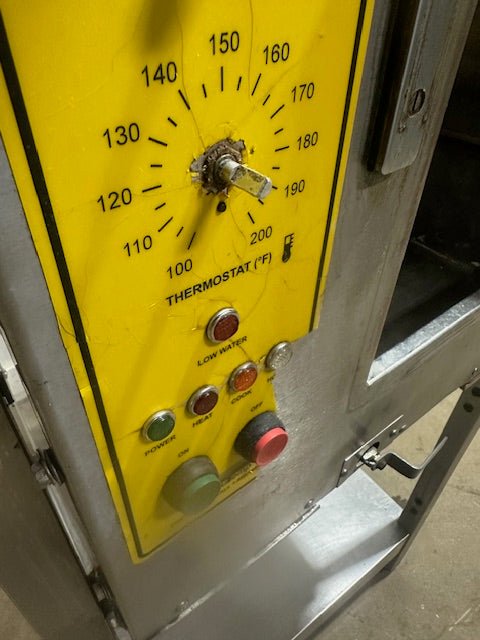 ACCUTEMP STEAM N HOLD 240D6 - 300 ELECTRIC 1ph COUNTERTOP CONVECTION STEAMER - Second Life - Equipment - collection_name