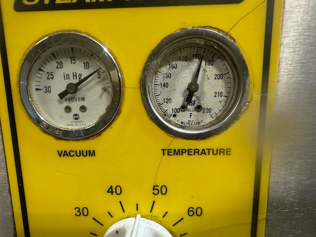 ACCUTEMP STEAM N HOLD 240D6 - 300 ELECTRIC 1ph COUNTERTOP CONVECTION STEAMER - Second Life - Equipment - collection_name