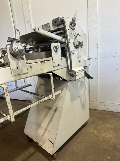 "ACME 8"COMMERCIAL DOUGH ROLLER SHEETER WITH 12"W PRESS PLATES, 115V 1PH - Second Life-Equipment-collection_name