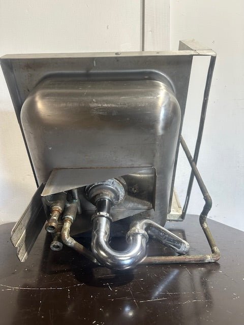ADVANCE FOOD SERVICE HANDS FREE STAINLESS STEEL WALL MOUNTED HAND WASH SINK - Second Life - Equipment - collection_name
