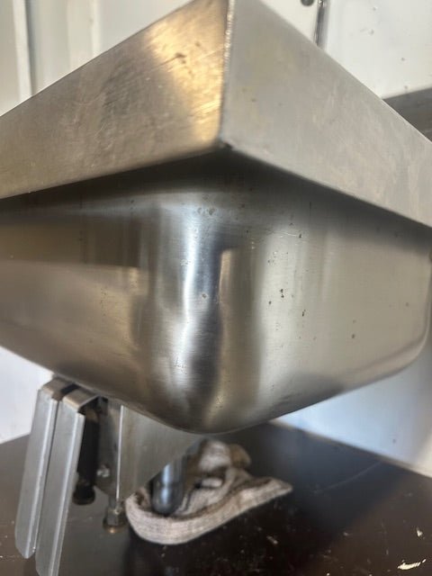 ADVANCE FOOD SERVICE HANDS FREE STAINLESS STEEL WALL MOUNTED HAND WASH SINK - Second Life - Equipment - collection_name