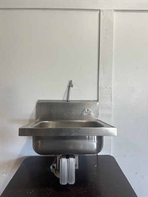 ADVANCE FOOD SERVICE HANDS FREE STAINLESS STEEL WALL MOUNTED HAND WASH SINK - Second Life - Equipment - collection_name