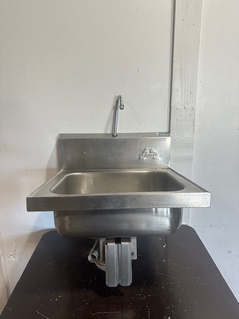 ADVANCE FOOD SERVICE HANDS FREE STAINLESS STEEL WALL MOUNTED HAND WASH SINK - Second Life - Equipment - collection_name