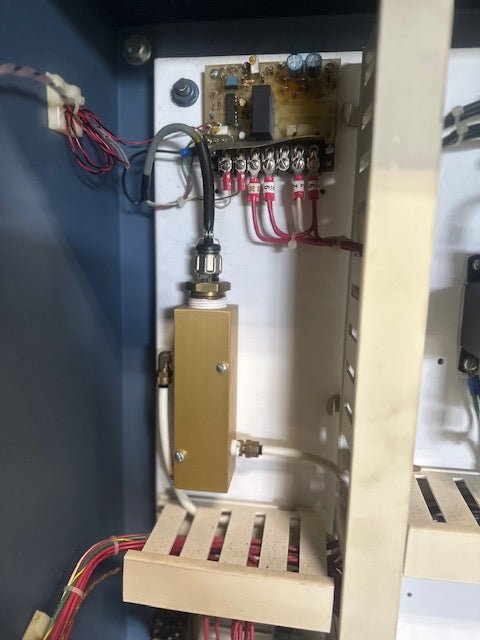 AEC WHITLOCK WD - 30 DESICCANT RESIN DRYER 30CFM 460 3ph - Second Life - Equipment - collection_name