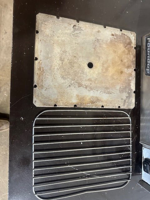 "A.J ANTUNES - ROUNDUP DFW - 100CF"120V S.S HALF PAN SIZE FOOD WARMER/STEAMER (CT) - Second Life - Equipment - collection_name