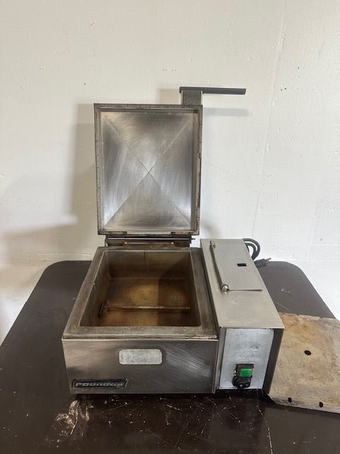 "A.J ANTUNES - ROUNDUP DFW - 100CF"120V S.S HALF PAN SIZE FOOD WARMER/STEAMER (CT) - Second Life - Equipment - collection_name