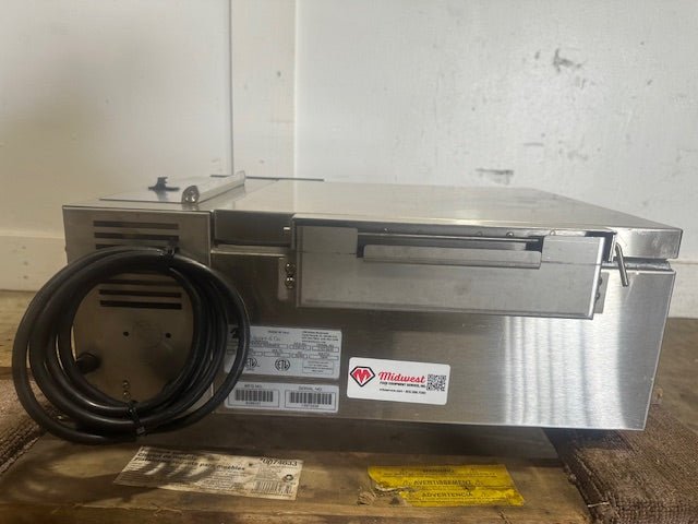 "A.J ANTUNES - ROUNDUP DFWT - 100CF"120V S.S 2/3 PAN SIZE FOOD WARMER/STEAMER (CT) - Second Life - Equipment - collection_name