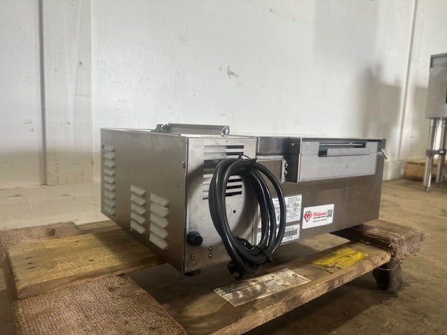 "A.J ANTUNES - ROUNDUP DFWT - 100CF"120V S.S 2/3 PAN SIZE FOOD WARMER/STEAMER (CT) - Second Life - Equipment - collection_name