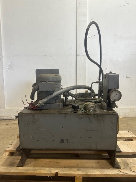 ALLEN BRADLEY 836T - T350J INDUSTRIAL 10GAL HYDRAULIC PUMP - Second Life - Equipment - collection_name