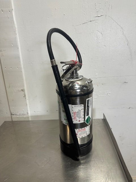 "Amerex 260" 6 Liter Class K Wet Chemical Fire Extinguisher for Kitchen Use - Second Life - Equipment - collection_name