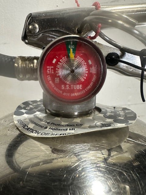 "Amerex 260" 6 Liter Class K Wet Chemical Fire Extinguisher for Kitchen Use - Second Life - Equipment - collection_name